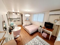 Clean studio apartment in Donggyo, Hongdae 1 0th image