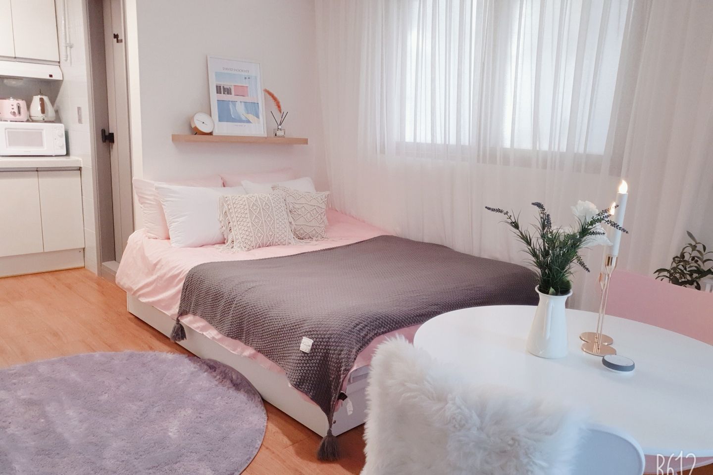 Clean studio apartment in Donggyo, Hongdae 1 3th image