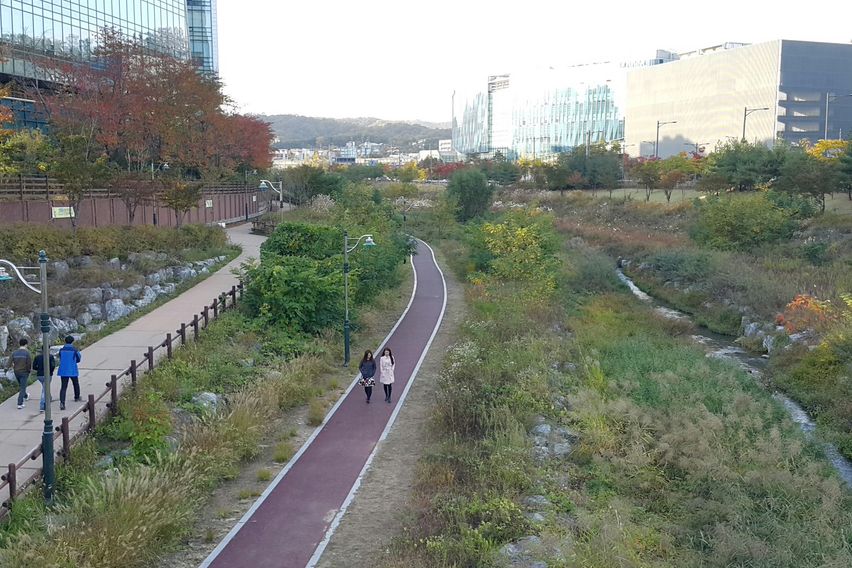 판교출장/복층 패밀리룸