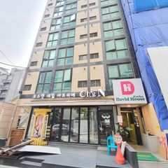 신민철 Landlord's Profile Image