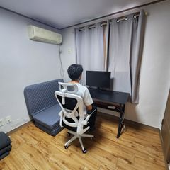 우지석 Landlord's Profile Image