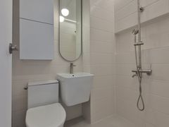 Newly built apartment within walking distance 10th image