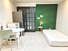Clean ๐ CHA Hospital Internship/Business Tri 4th image