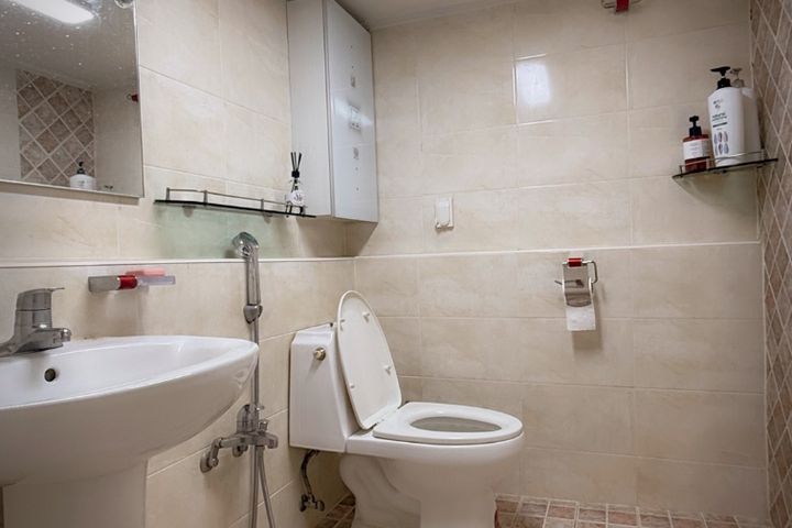 New, spacious, two-story apartment at Yuseong 13th image
