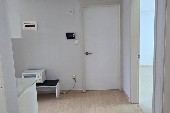 Clean worker accommodation 0th image