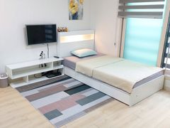 Bright studio apartment near Innovation City 0th image