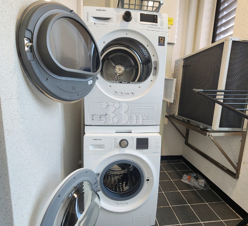 Brand-new, spacious two-room unit; parking av 11th image