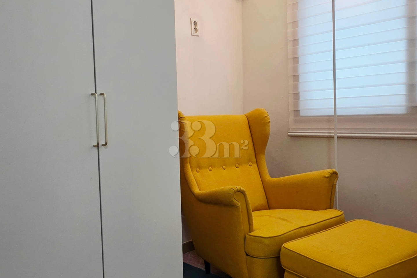 Fully furnished studio apartment, 5 minutes f 2th image