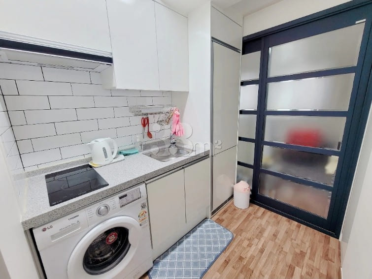 Lung House 5th image