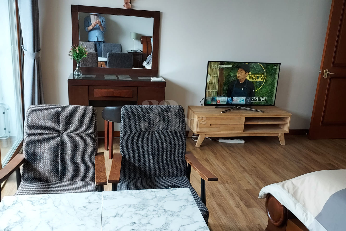 Three-bedroom apartment with full options in 6th image