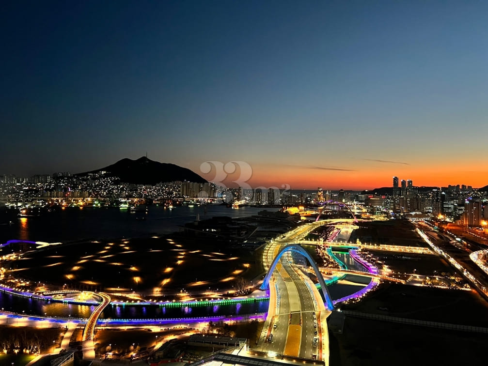 Busan Station mega-sized officetel 11th image