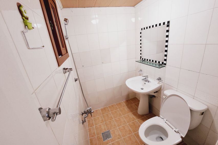 #9신촌홍대2룸4베드