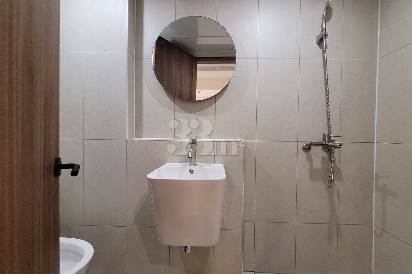 Hotel-quality double bed, suitable for 2 peop 14th image
