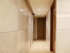 Newly built 4-room luxury apartment 10th image