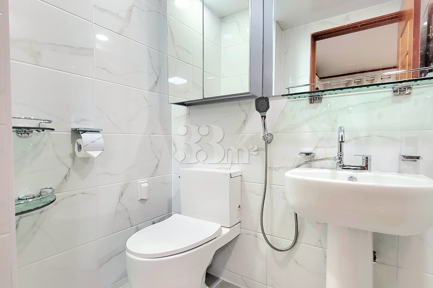 Jukdo-dong, Queen-size bed, fully furnished,  7th image