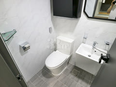 Fully furnished, great for living alone. 3th image