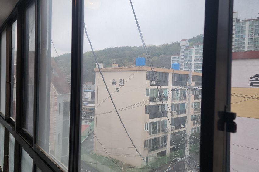 편안하구 조용한집