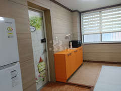 Spacious two-room apartment, 17 pyeong, for 5 10th image