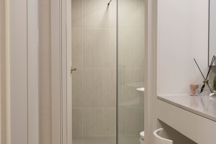 Ilsan high-end, fully furnished, first move-i 8th image