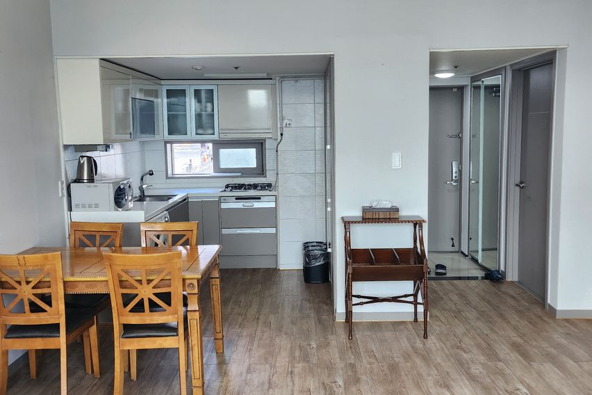 더스위트플레이스1001