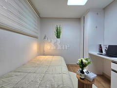 Studio apartment near Sindae-bang Samgeori St 8th image
