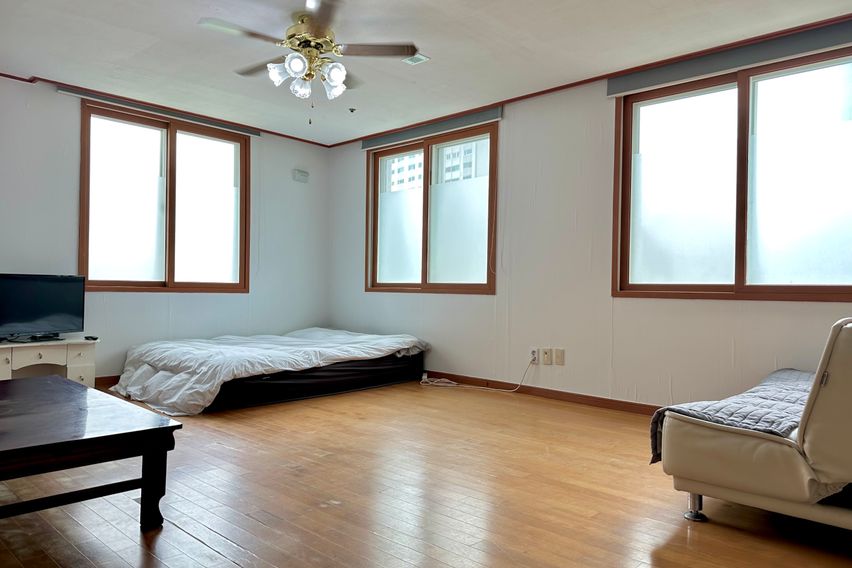 해운대 중동역. 3분