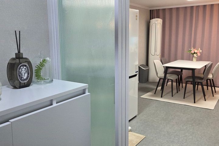 Two-bedroom apartment in Gangnam/Sinnonhyeon/ 9th image