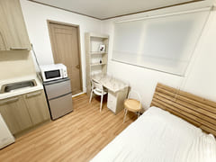 2 minutes from Sangdo Station; Bangbae, Isu, 3th image