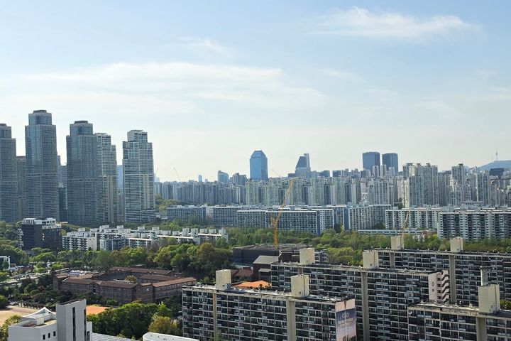 penthouse 8번째 이미지