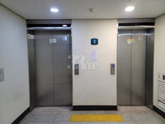 1 second from Hapjeong Station✨️Hongdae & Man 17th image