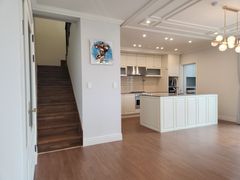Humphrey Penthouse 2th image