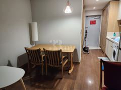 Cozy accommodation, 10 minutes from Seoul Sta 1th image