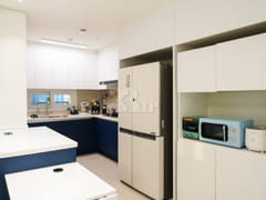 New, fully-furnished apartment in Jung-gu, ri 8th image