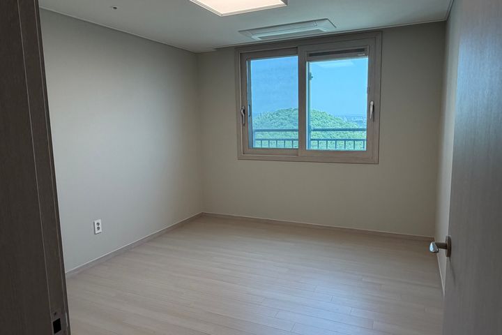Three-room unit in Geongeon-dong, Danwon-gu 1th image