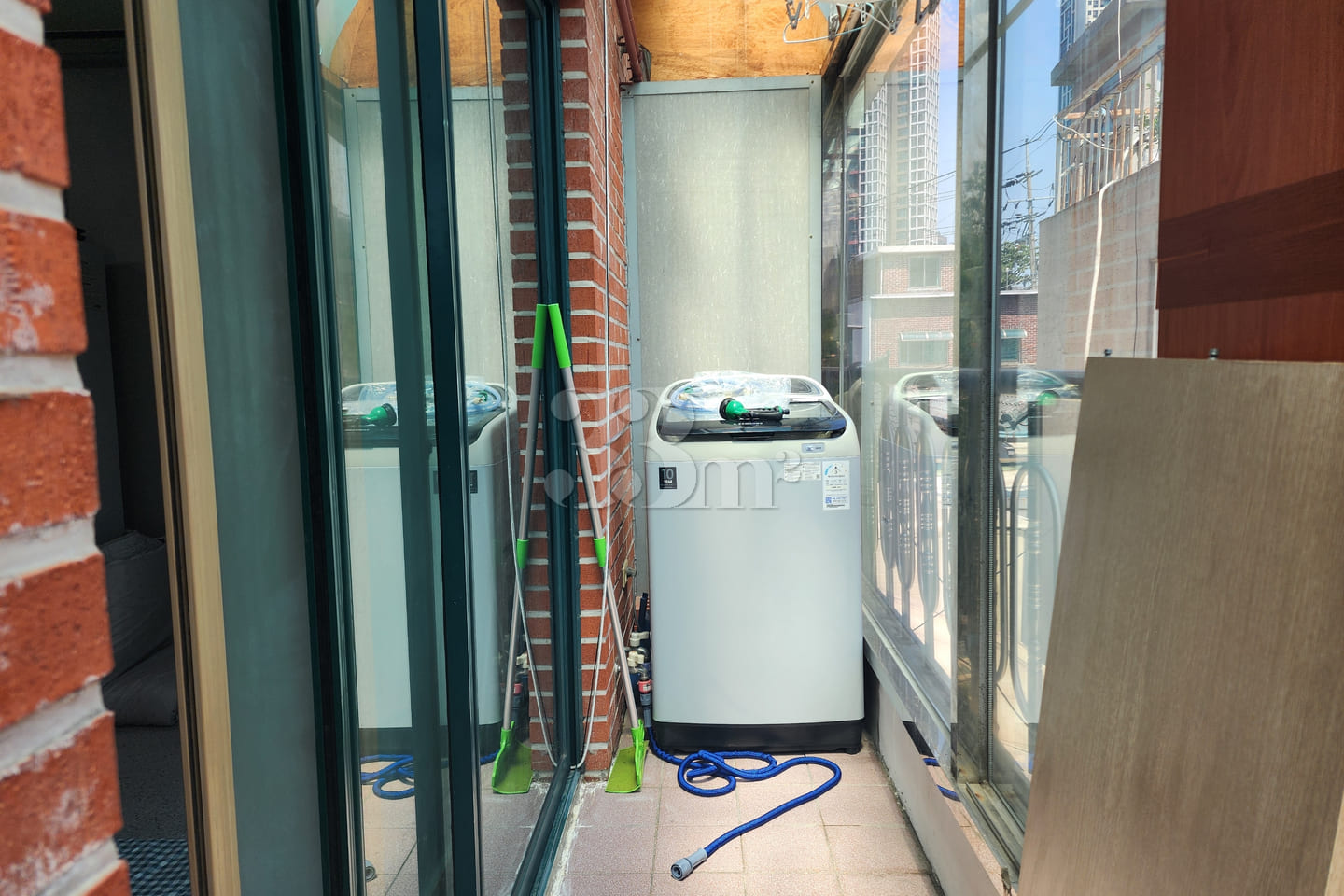 Studio apartment near Cheongnyangni Station 5th image