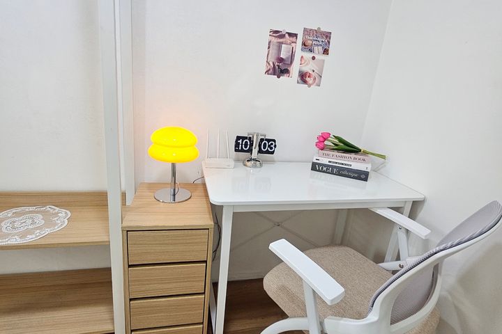 Deluxe Room, 100m from Sinnonhyeon Station 4th image