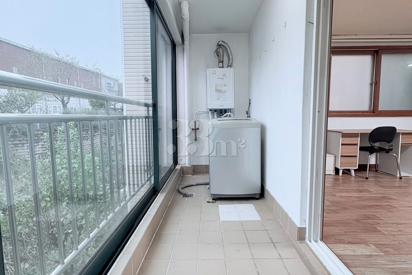 Large studio apartment near Deokgye Station i 7th image