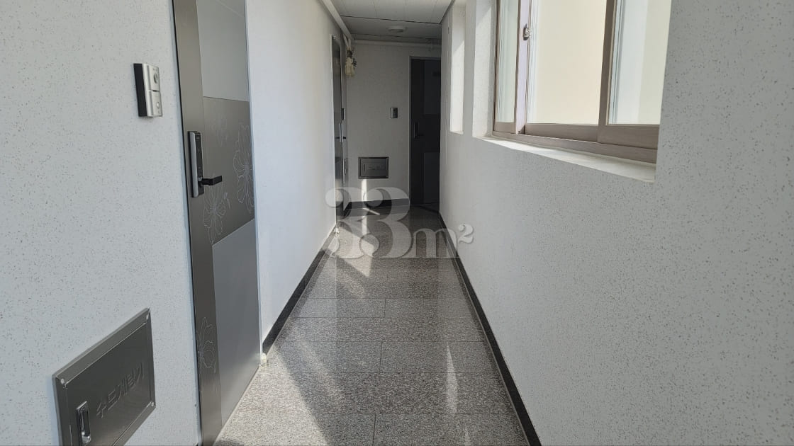 Pine Village, Unit 309 10th image