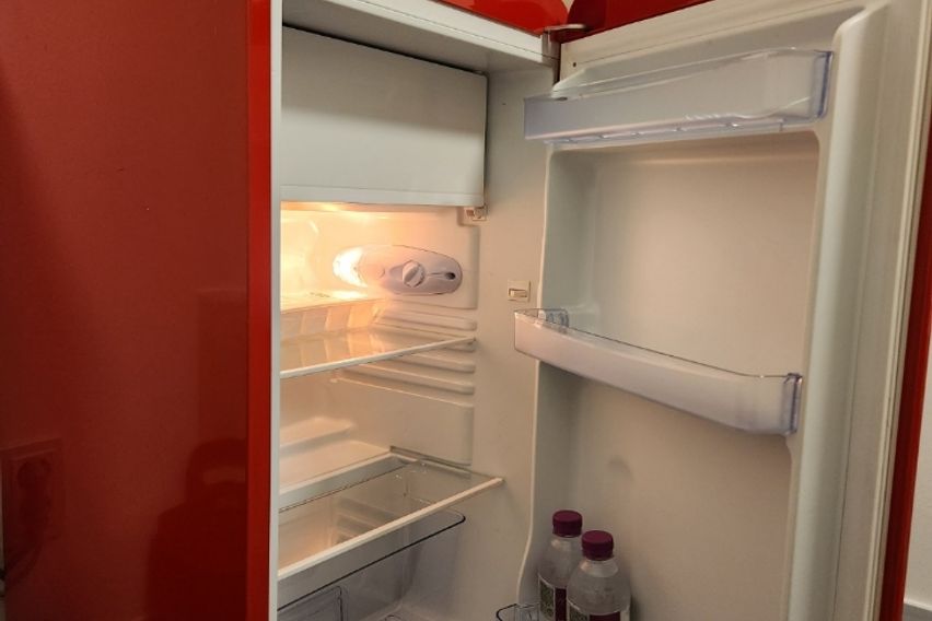 신촌역초근접,라니하우스