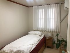 Cozy private house near Gyeongbokgung Station 1th image