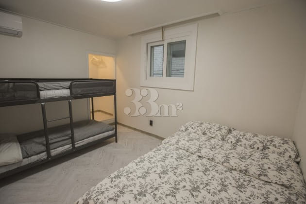 Three large rooms 4th image