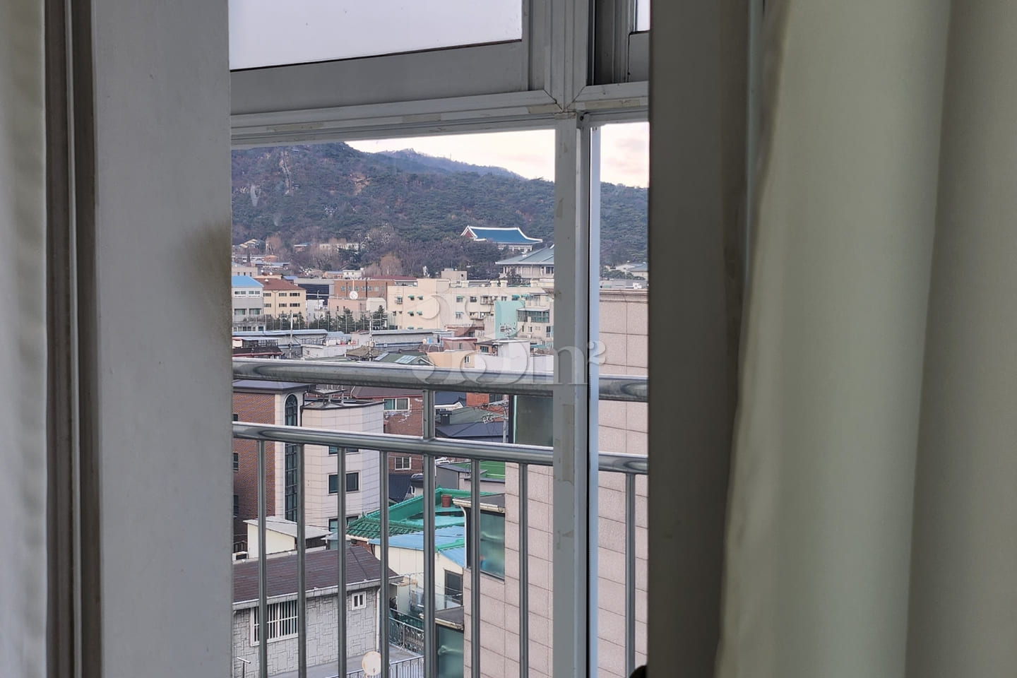 Fully furnished with a view of Cheongwadae 14th image
