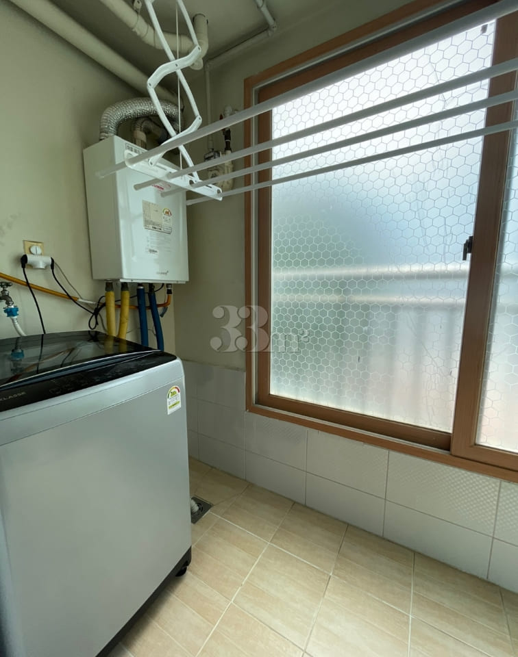 Two-room apartment next to a supermarket near 8th image