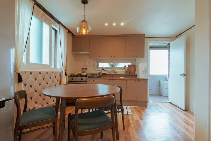 [5-minute walk from the station] 2 rooms. Par 0th image