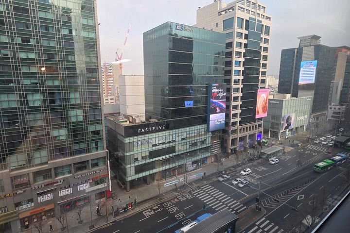 홍대역1분(연결)❤️4인 13번째 이미지