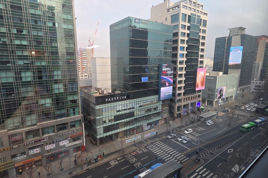홍대역1분(연결)❤️4인 13번째 이미지