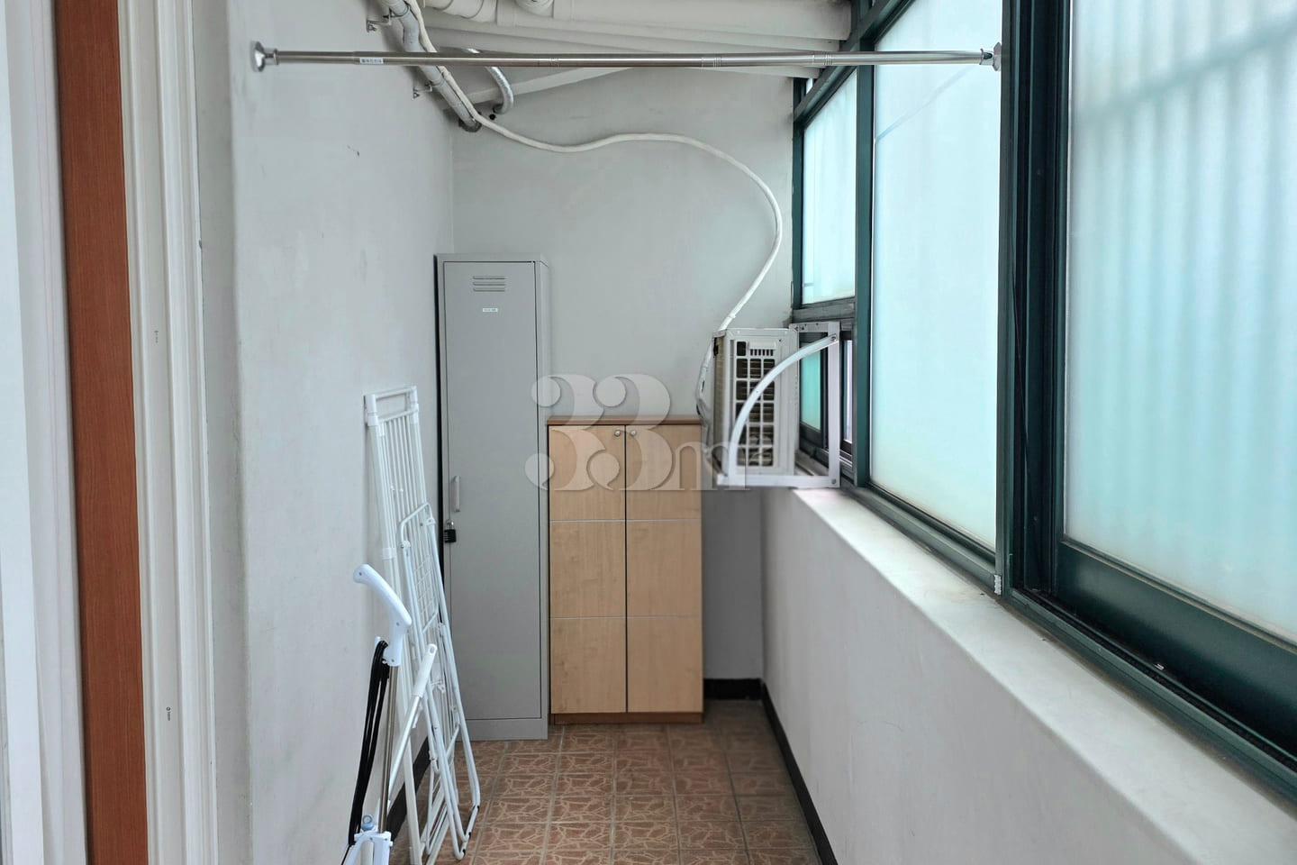 Verified-review studio apartment near Hongik  13th image