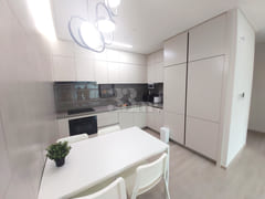 Newly built 3-room unit with 2 bathrooms near 3th image