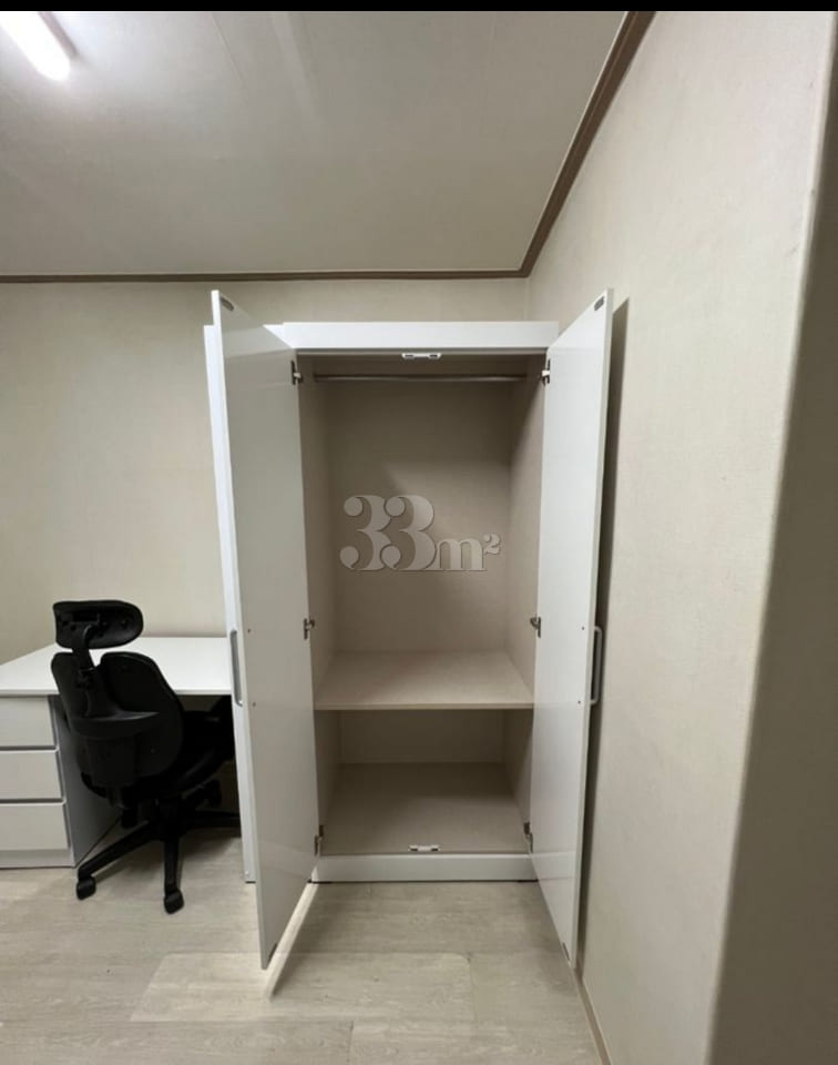Room 305 1th image