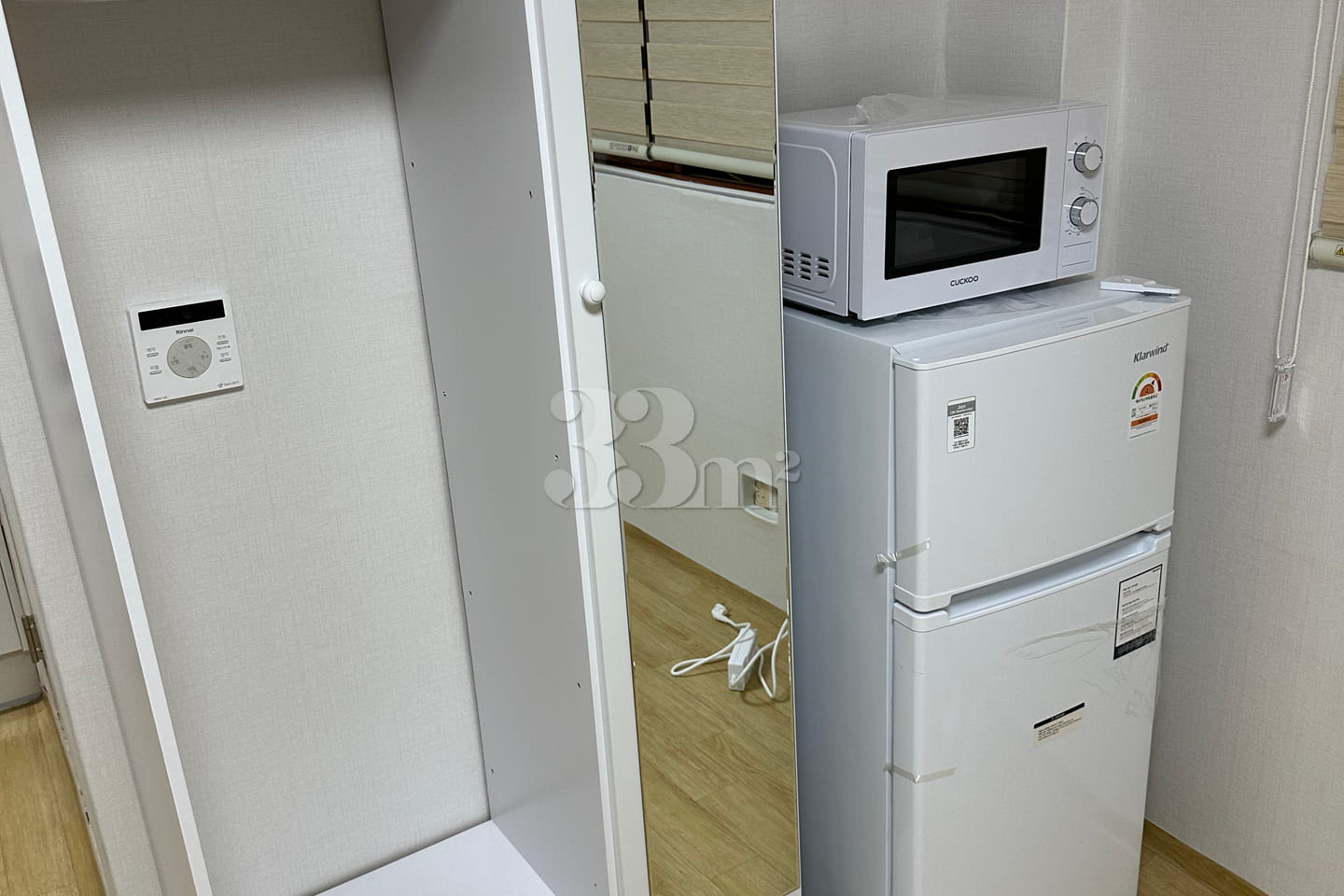 Fully furnished studio apartment in a double- 4th image